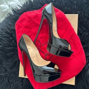 Christian Louboutin Lady peep 150